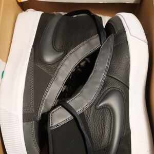Nike Black and Gray Sneakers
